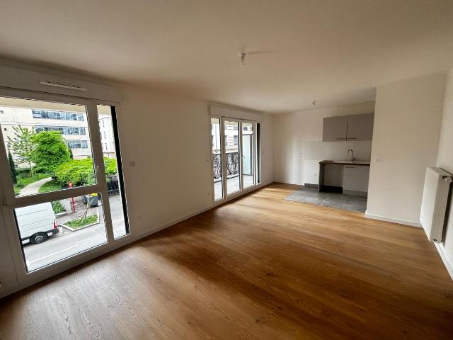 Location appartement 1 pièce SURESNES 31m² à 950.95€/mois CDC Habitat