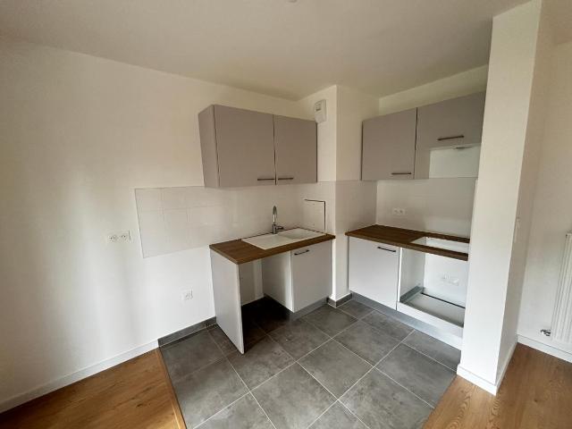 Location appartement 1 pièce SURESNES 31m² à 965.34€/mois CDC Habitat