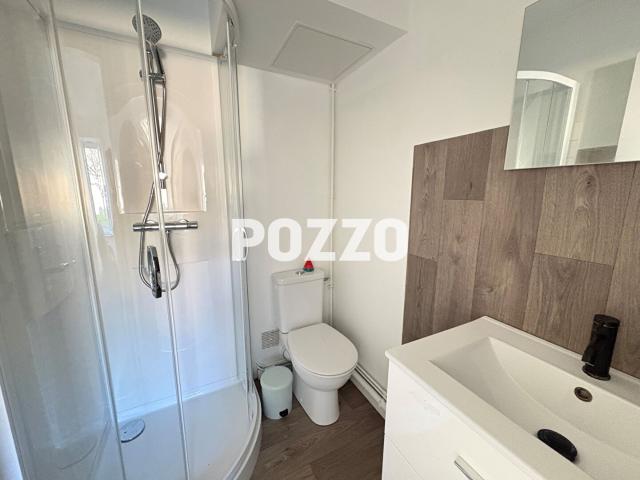 Location Appartement 1 pièce s 20 m2 Meublé à l'année Granville