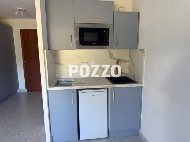 Location Appartement 1 pièce s 21 m2 Meublé de sept à juin Jullouville