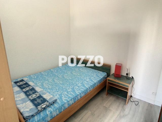 Location Appartement 1 pièce s 27m2 Meublé à l'année Granville