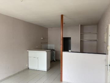 Location Appartement 1 pièce s 29 m² | 440 € Nantes Réf.LA4108 DOMINNO44