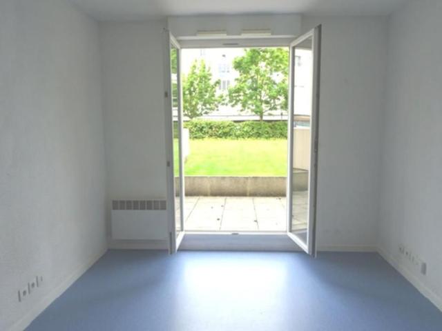 Location Appartement 1 pièce s de 16.8 m2