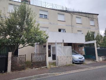 Location Appartement 1 pièce 0 m2 Talence