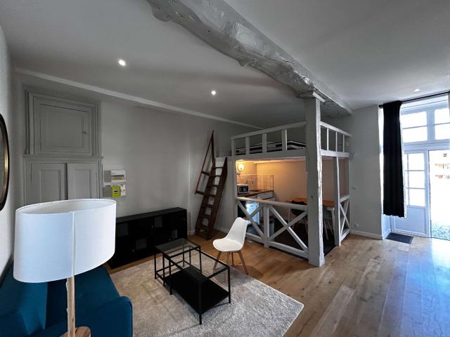 Location appartement 1 pièce Vitré Champ De Foire La Fleuriais 35