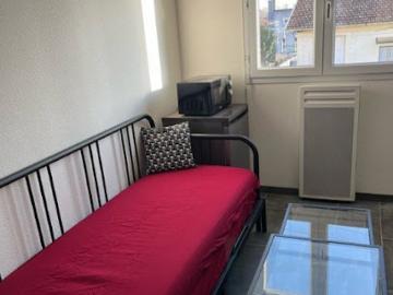 Location Appartement 1 pièce 0 m2 Talence