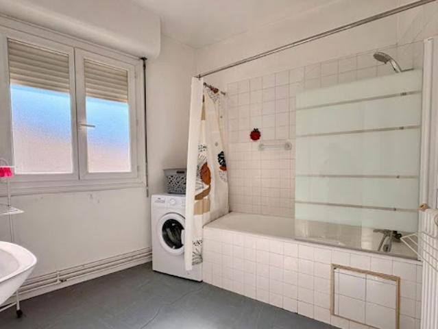 Location Appartement 1 pièce 0 m2 Talence