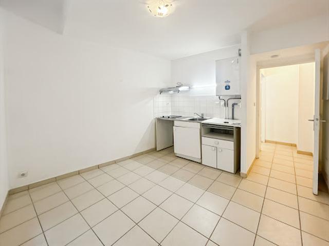 Location Appartement 1 pièce 14 m2 Caussade