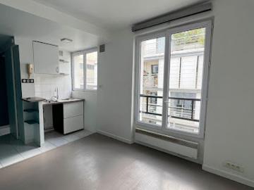 Location Appartement 1 pièce 14 m2 Paris 18ème