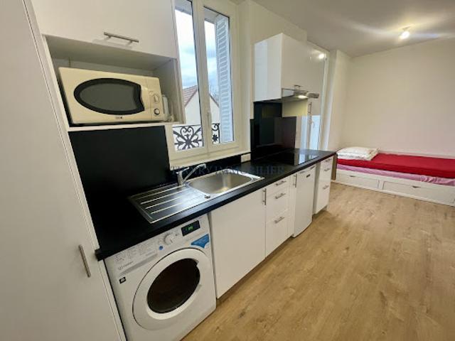 Location Appartement 1 pièce 14.3 m2 Garancieres