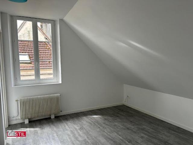Location Appartement 1 pièce 14.63 m2 Chaumont en Vexin