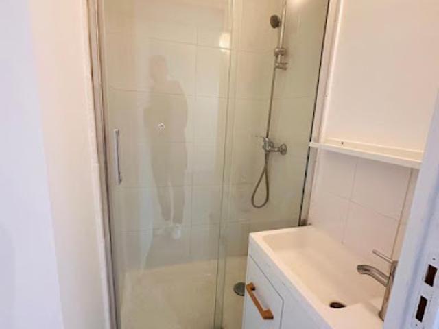 Location Appartement 1 pièce 14.77 m2 Neuilly Plaisance