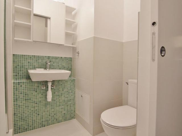 Location Appartement 1 pièce 14.86 m2 Versailles