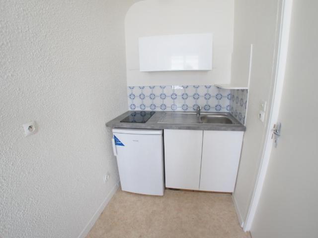 Location Appartement 1 pièce 14m² ANGERS 49100