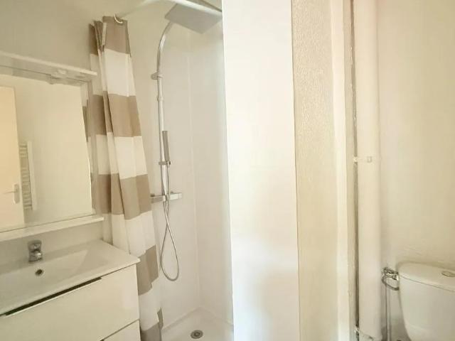 Location Appartement 1 pièce 14m² BORDEAUX 33800