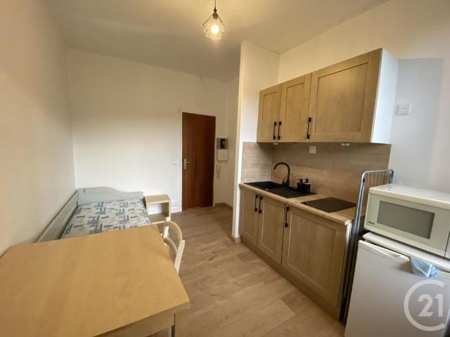 Location Appartement 1 pièce 14m² CHAMALIERES 63400