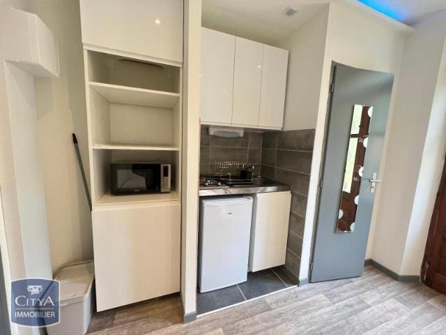 Location Appartement 1 pièce 14m² JACOB BELLECOMBETTE 73000