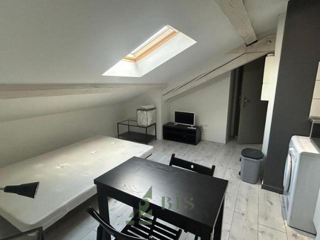 Location Appartement 1 pièce 14m² ROANNE 42300