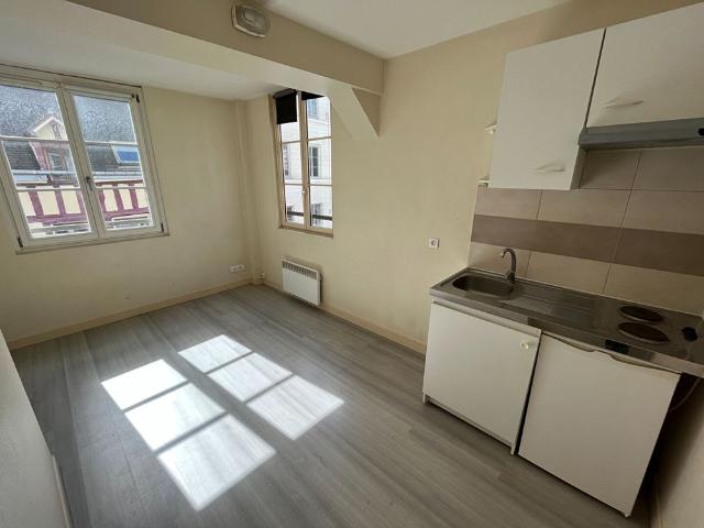 Location Appartement 1 pièce 14m² ROUEN 76000