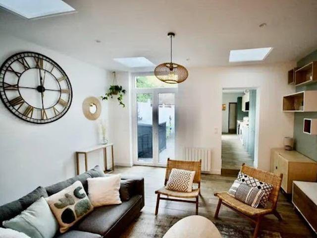 Location Appartement 1 pièce 156 m2 Lille