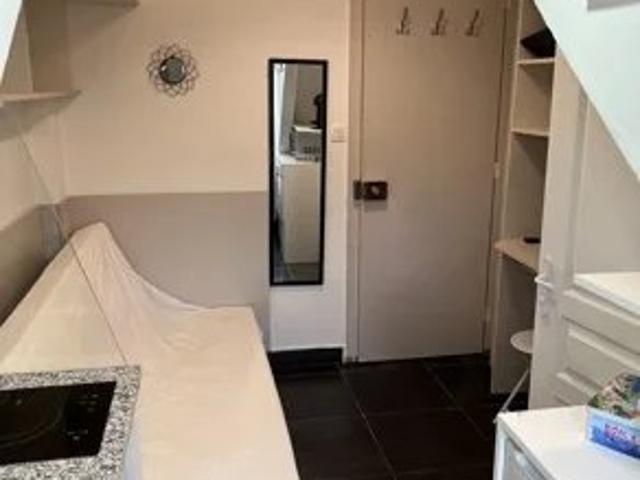 Location Appartement 1 pièce 15 m2 Nice