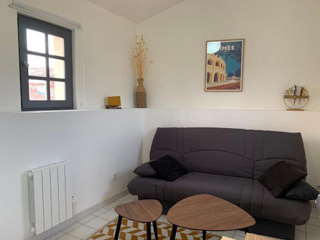 Location Appartement 1 pièce 15 m2 Nimes