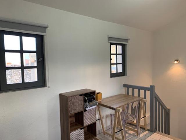 Location Appartement 1 pièce 15 m2 Nimes