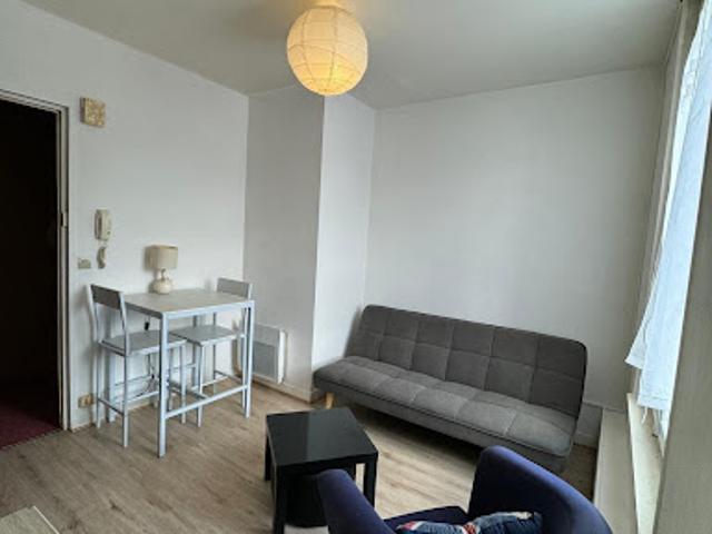 Location Appartement 1 pièce 15 m2 Ezy sur Eure