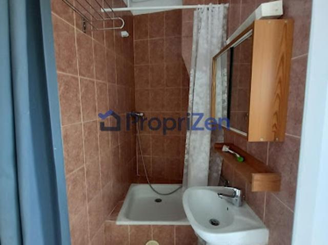 Location Appartement 1 pièce 15 m2 Paris 17ème