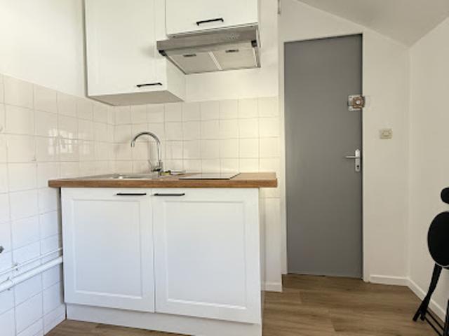 Location Appartement 1 pièce 15 m2 Saumur