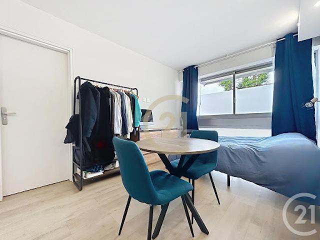Location Appartement 1 pièce 15.84 m2 Le chesnay