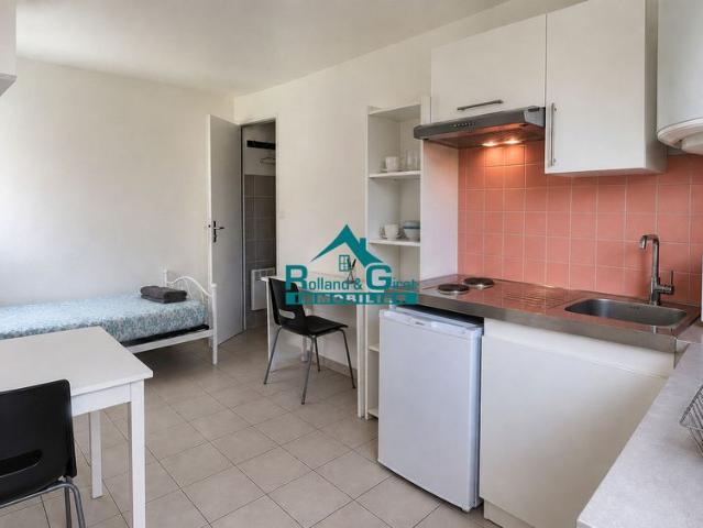 Location Appartement 1 pièce 15m²