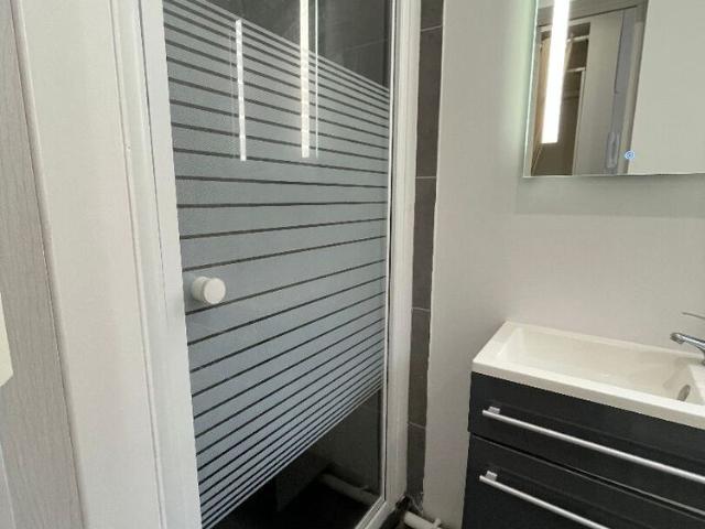 Location Appartement 1 pièce 15m²