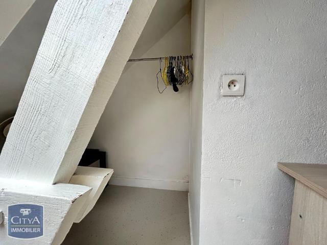 Location Appartement 1 pièce 15m² TOURS 37000