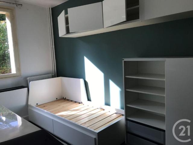 Location Appartement 1 pièce 15m² VERSAILLES 78000