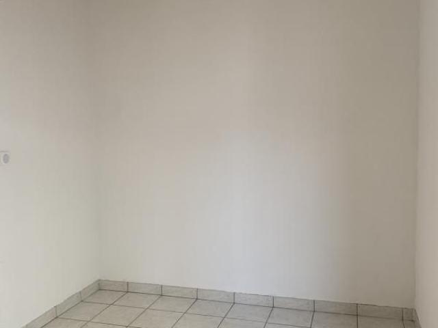 Location Appartement 1 pièce 15m² ANGERS 49100