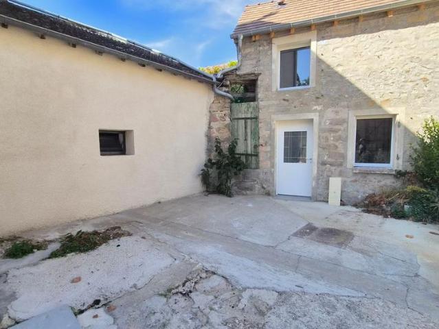 Location Appartement 1 pièce 15m² CHAILLY EN BIERE 77930