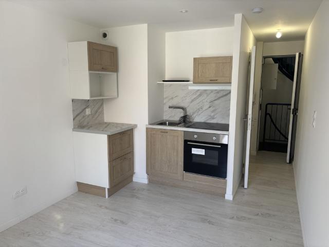 Location Appartement 1 pièce 15m² DIJON 21000