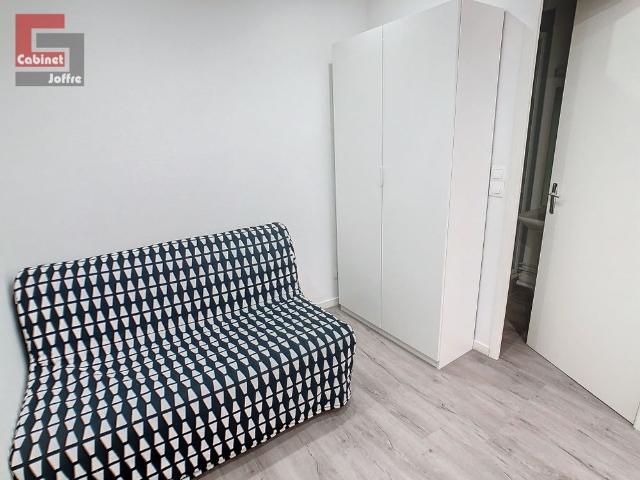 Location Appartement 1 pièce 15m² FONTAINEBLEAU 77300