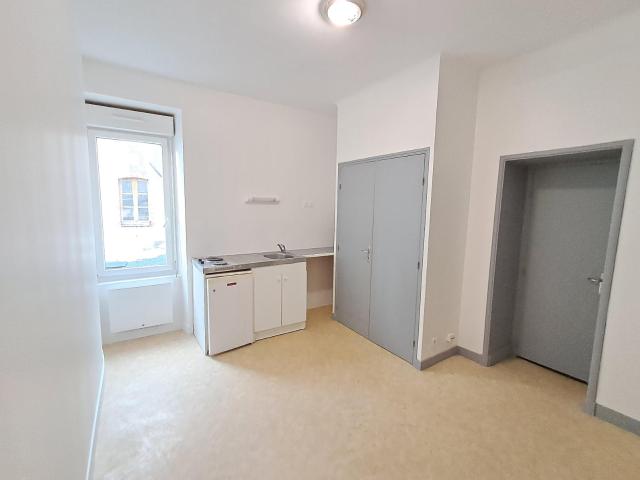 Location Appartement 1 pièce 15m² NANTES 44000