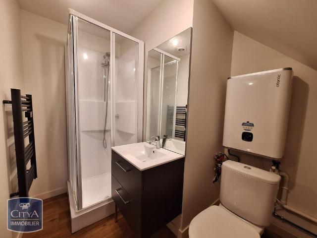 Location Appartement 1 pièce 15m² ST YRIEIX LA PERCHE 87500