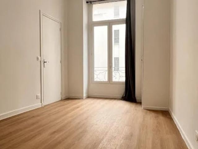 Location Appartement 1 pièce 16 m2 Paris 2ème