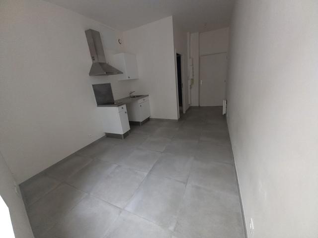Location appartement 1 pièce, 16.06m², Magny en Vexin