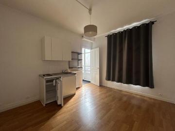 Location appartement 1 pièce, 16.69m², Versailles
