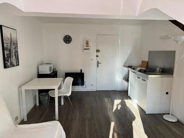 Location appartement 1 pièce, 16.83m², Nantes