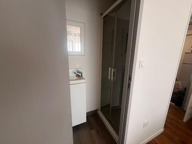 Location Appartement 1 pièce 16m²