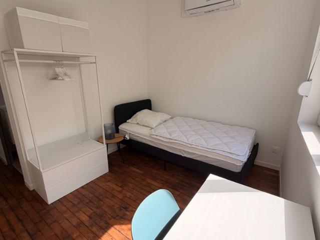 Location Appartement 1 pièce 16m²