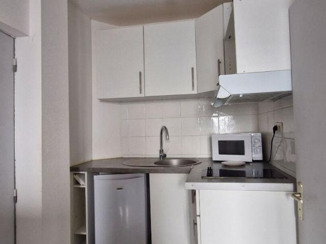 Location Appartement 1 pièce 16m²