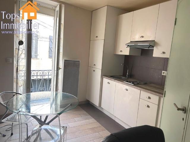 Location Appartement 1 pièce 16m² VILLEFRANCHE DE ROUERGUE 12200