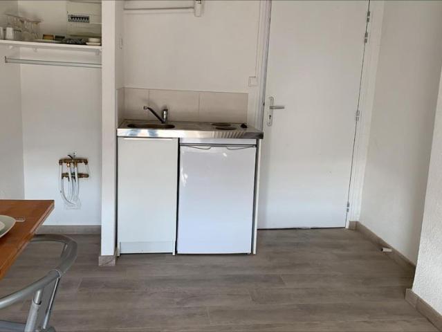 Location Appartement 1 pièce 16m² AUBENAS 07200